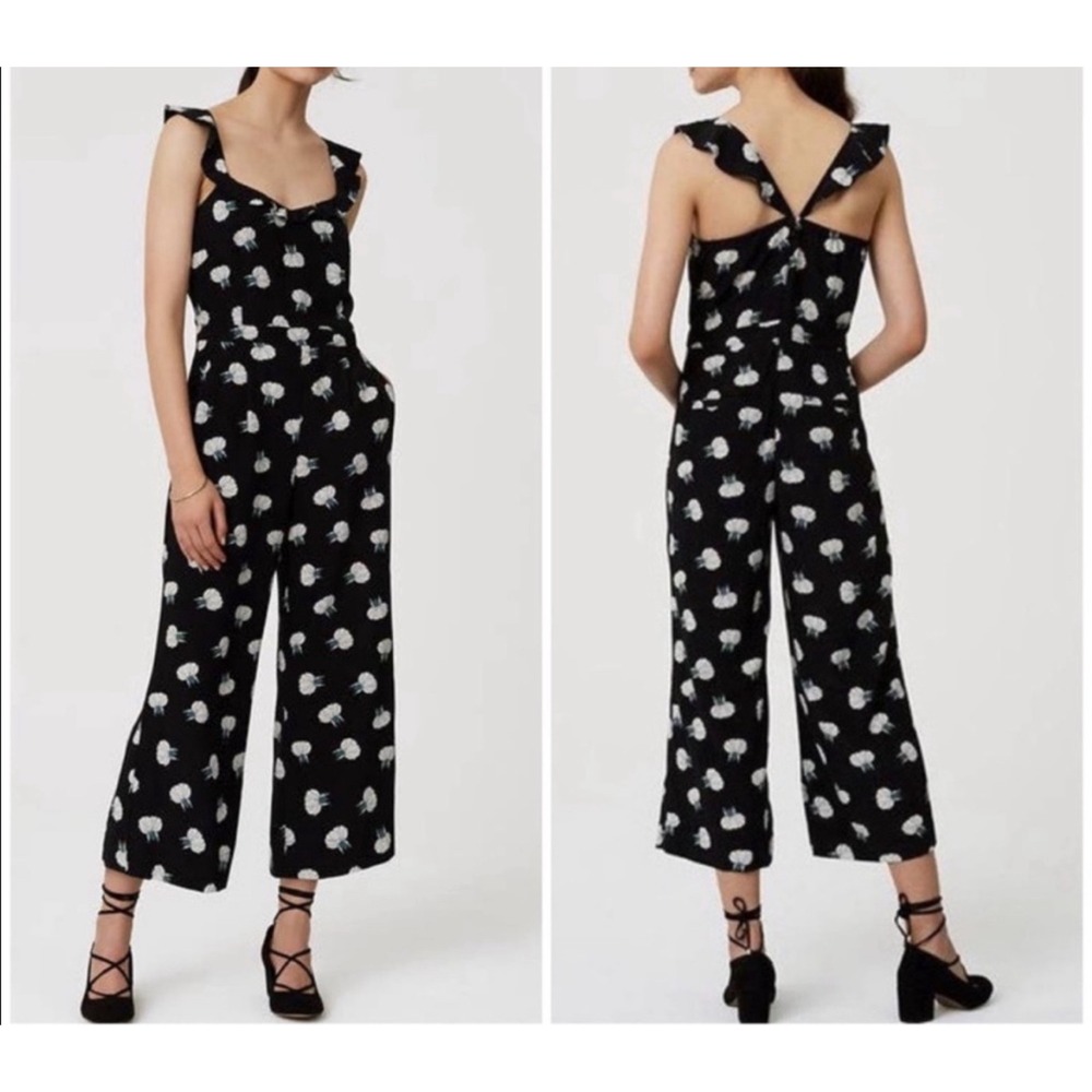 LOFT Black Floral Jumpsuit Size 0 Wide‎ Leg Cropped Ruffle Neckline Feminine